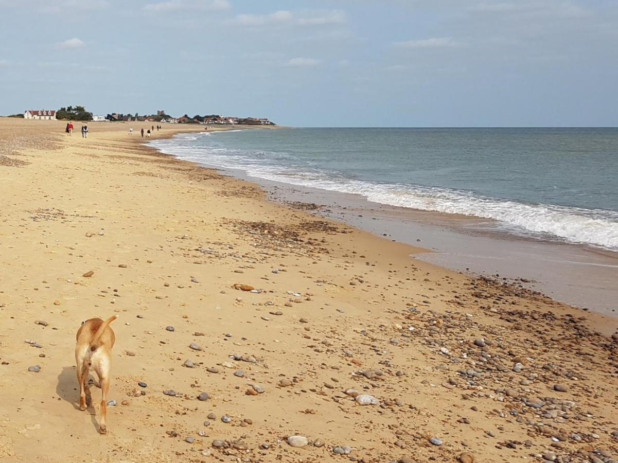Regatta - A Lakeview Apartment In Thorpeness - Aldeburgh Coastal Cottages Bagian luar foto